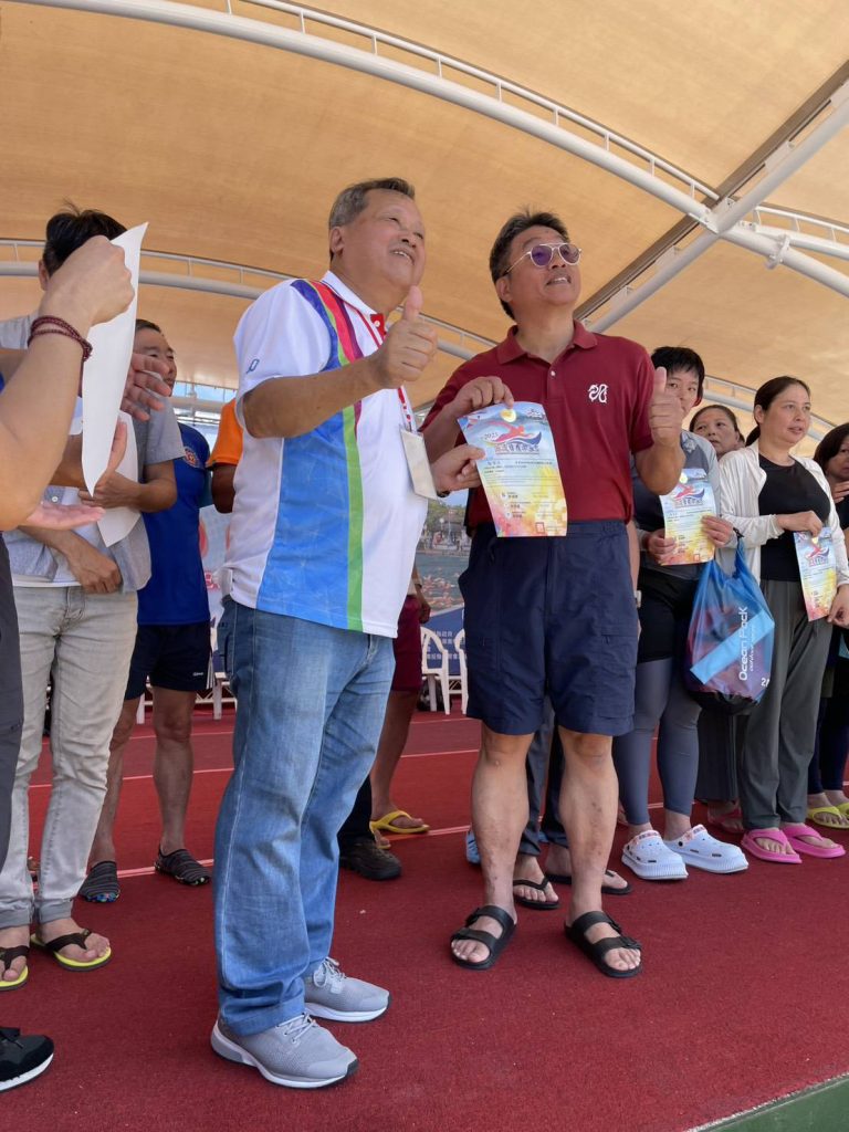 南投縣副縣長頒發證書