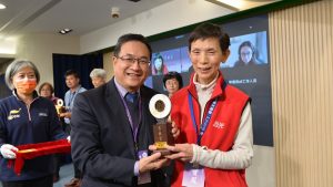 Read more about the article 黑暗裡，她把燈打開：謝寶鳳的故事